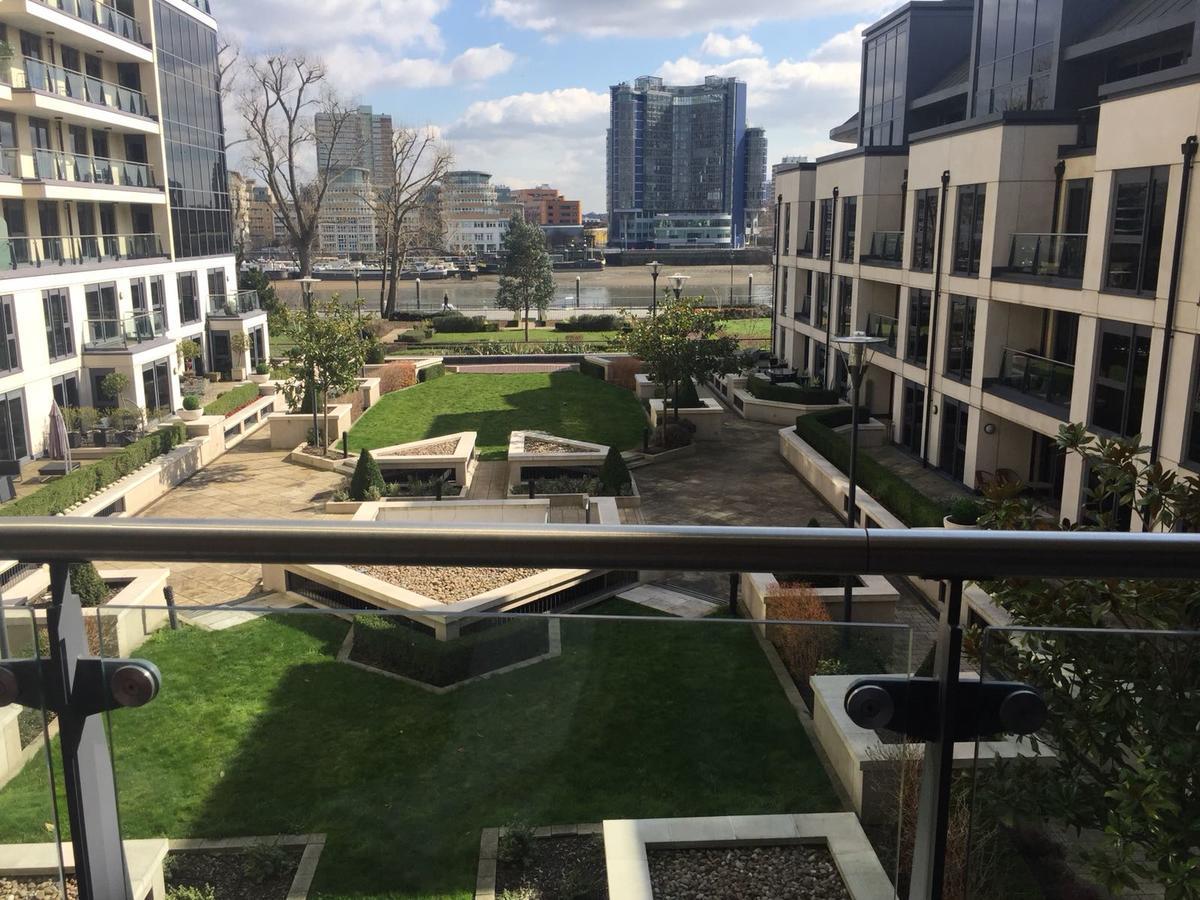 Mahogany House, Imperial Wharf * Londra